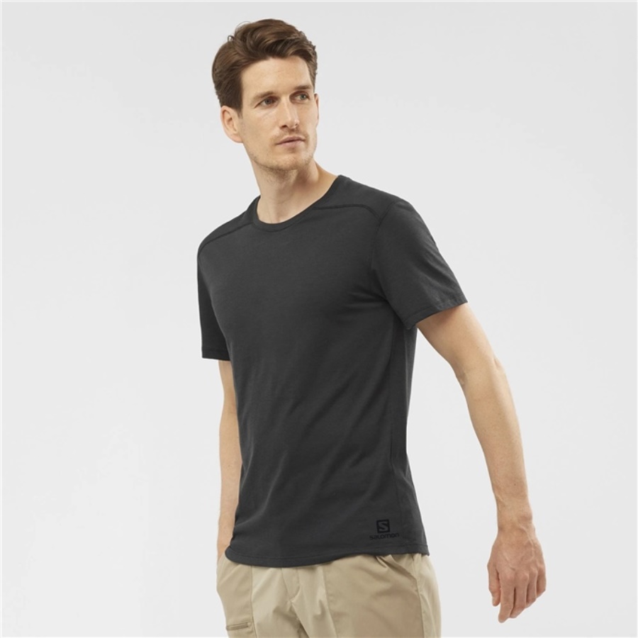 ESSENTIAL SOLID T-Shirt
